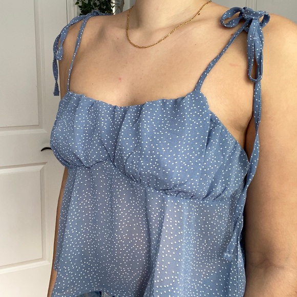 Cute blouse - Picture 3 of 6